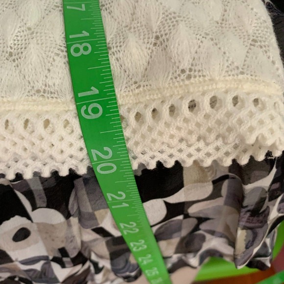 VTG Eileen Cardigan Womens Sz XS Ivory Lightweight Crochet Sweater - Picture 8 of 9